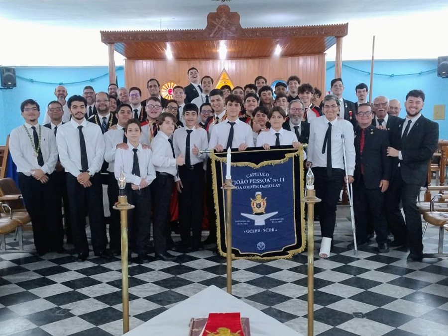Capítulo João Pessoa nº 11 inicia nove novos membros em cerimônia marcada por tradição e integração